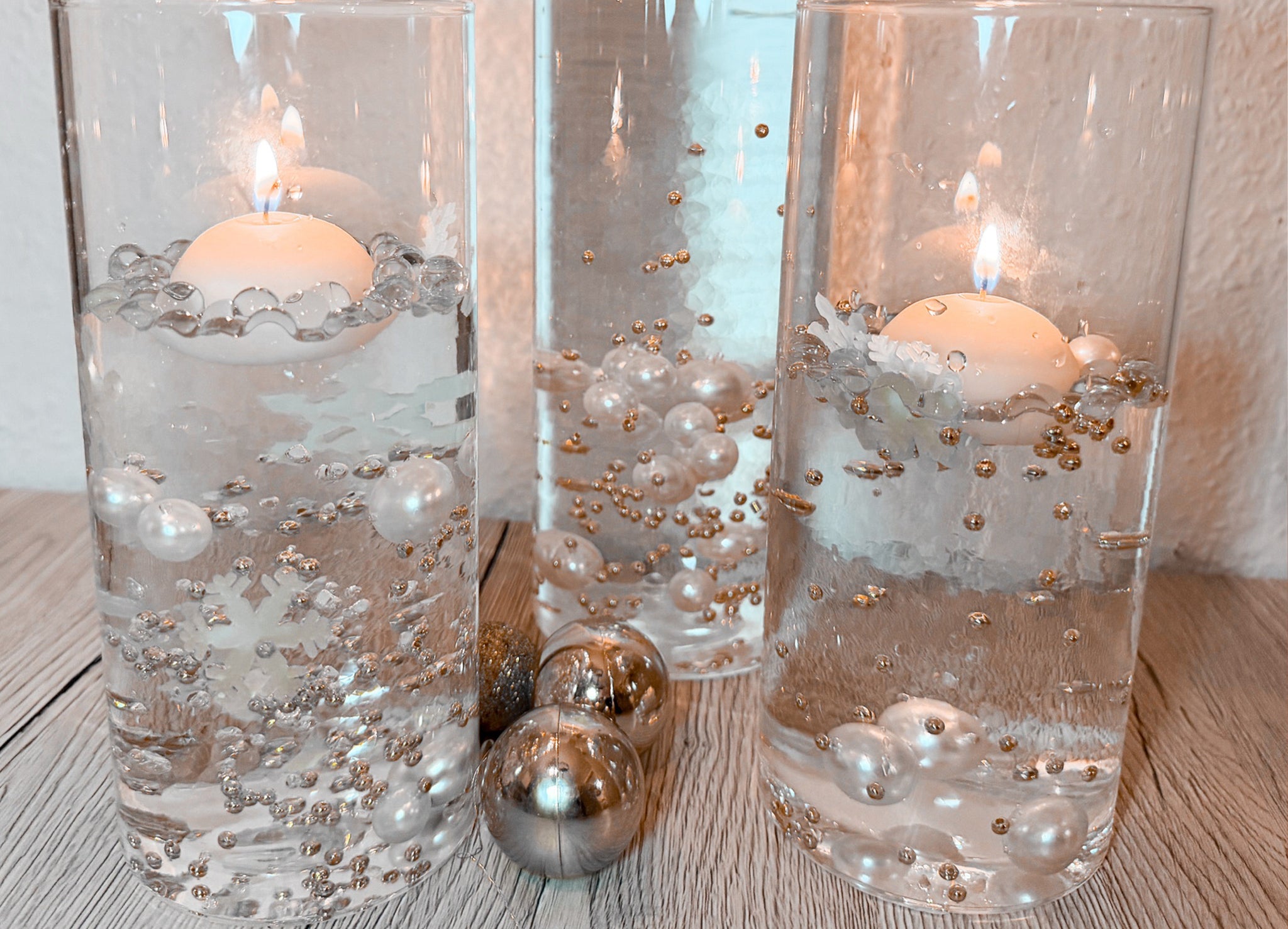 Elegante Tischdeko mit Schwimmkerzen einfach selbst machen