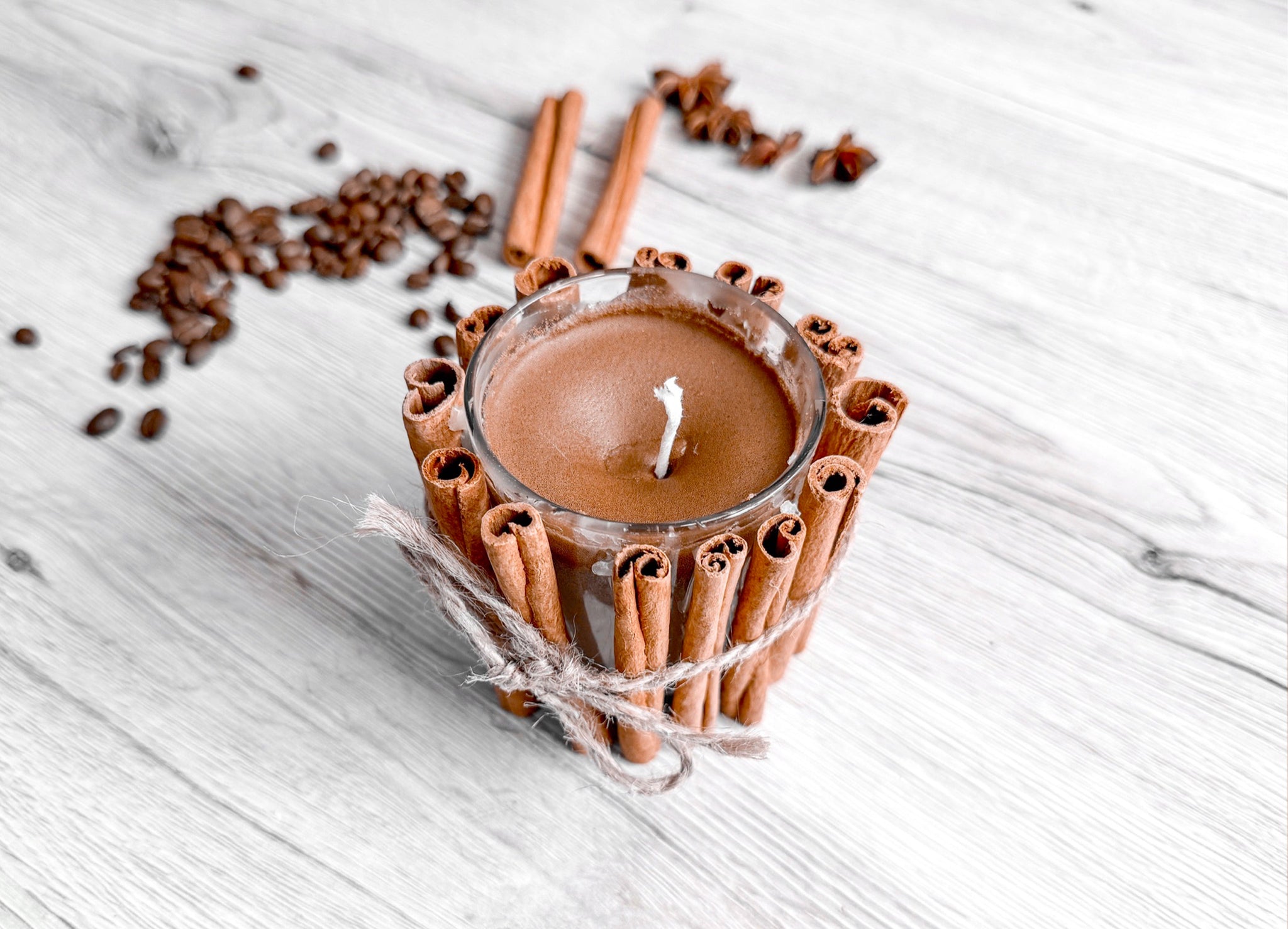 Zauberhaft duftende Kaffee-Zimt-Kerze