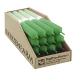 DIP DYE Stabkerzen aus Paraffin, 250/22 mm, Pinie-Salbei, KERZENFARM HAHN, Brenndauer ca. 12h, 16 Stück pro Verpackung