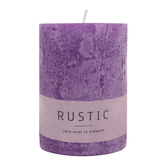 RUSTIC-Stumpenkerze Flieder, WENZEL, 80/70 mm, Brenndauer ca. 34h, selbstverlöschend
