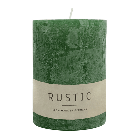RUSTIC-Stumpenkerze Jägergrün, WENZEL, 80/70 mm, Brenndauer ca. 34h, selbstverlöschend