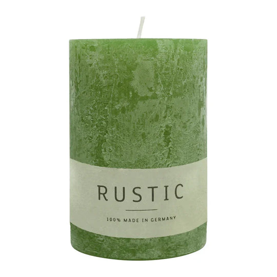 RUSTIC Stumpenkerze Olive, 80/60 mm, WENZEL, Brenndauer 25h, selbstverlöschend