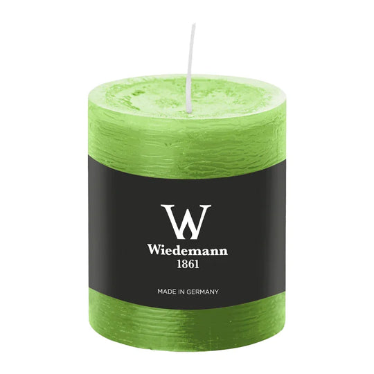 Stumpenkerze aus Paraffin, Apfelgrün, Marble Rustik, Wiedemann, 80/68 mm, Brenndauer ca. 34h, durchgefärbt