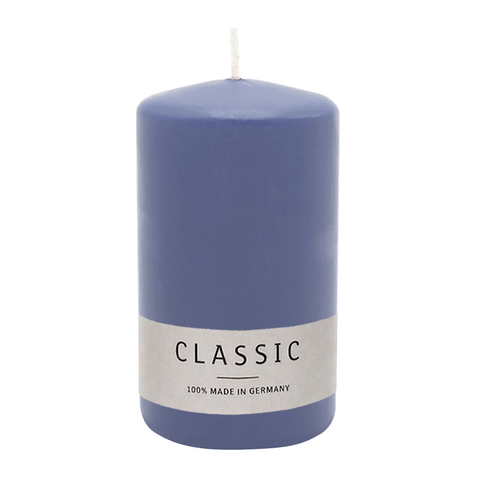 Stumpenkerze aus Paraffin, Polarblau, WENZEL, 120/80 mm, Brenndauer ca. 56h, selbstverlöschend