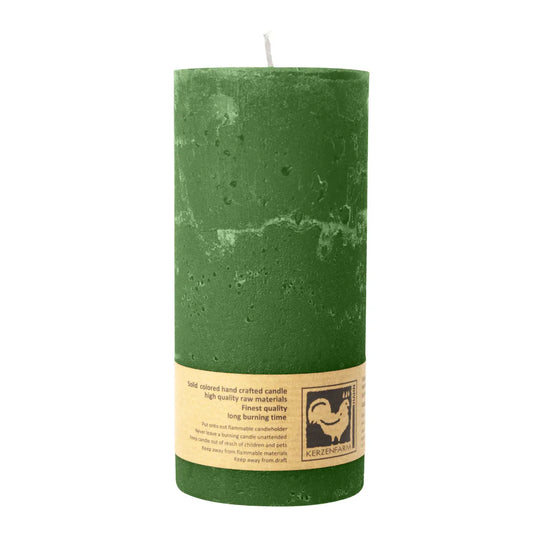 Stumpenkerze aus Paraffin, Dunkelgrün, Country, 65/135 mm, KERZENFARM HAHN, Brenndauer ca. 54h